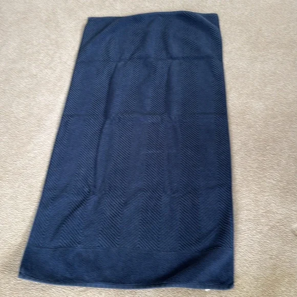 Navy Blue Fieldcrest Towel Set - Picture 6 of 8